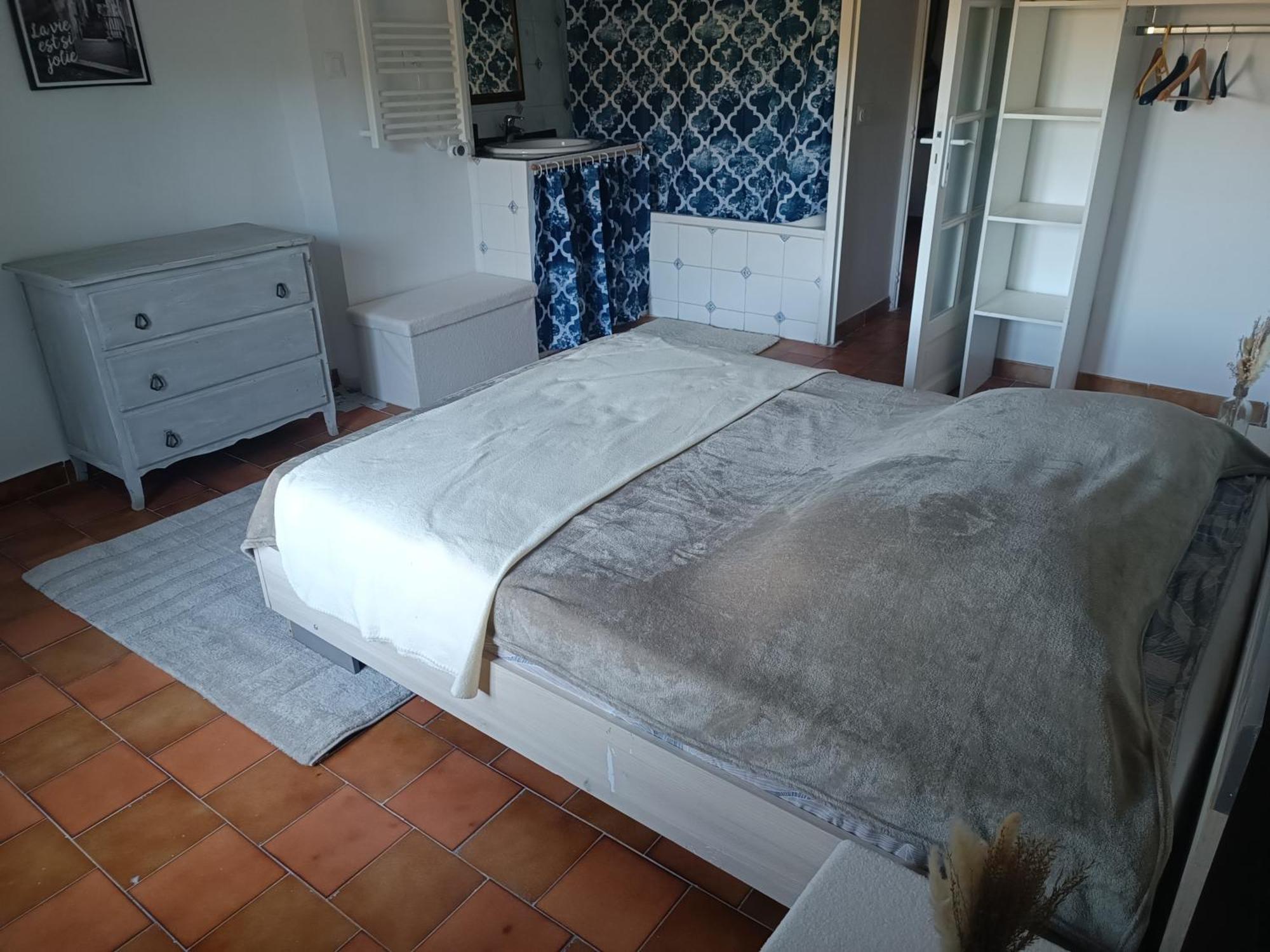 Au Puits De Figa Apartamento Figanières Exterior foto